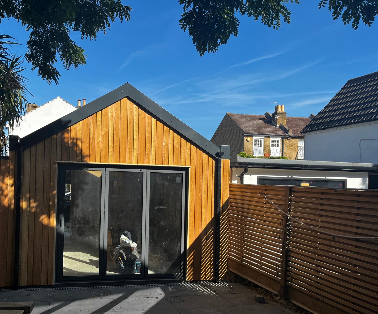 Outdoor Kitchen & Garden Building
